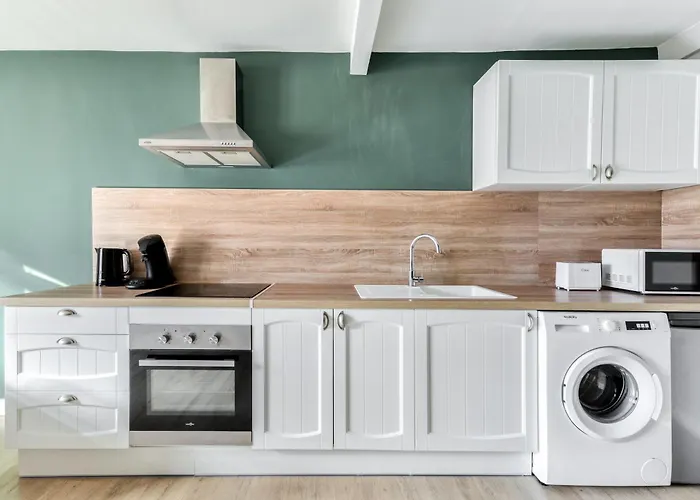 شقة L'emeraude De La Cite - Netflix - Clim - Proche Cite قرقشونه